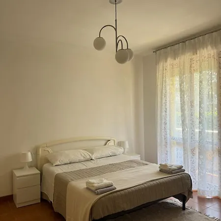 Al Piano Terra - 1,5km Dal Mare Apartman Viareggio