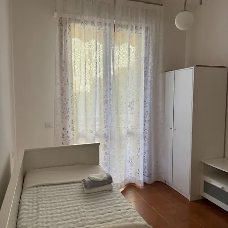 Al Piano Terra - 1,5km Dal Mare Apartman Viareggio